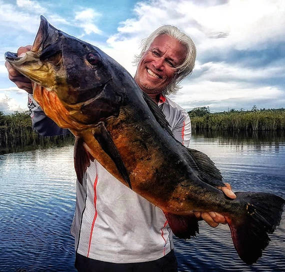 pesca na Amazônia no rio jurubaxi